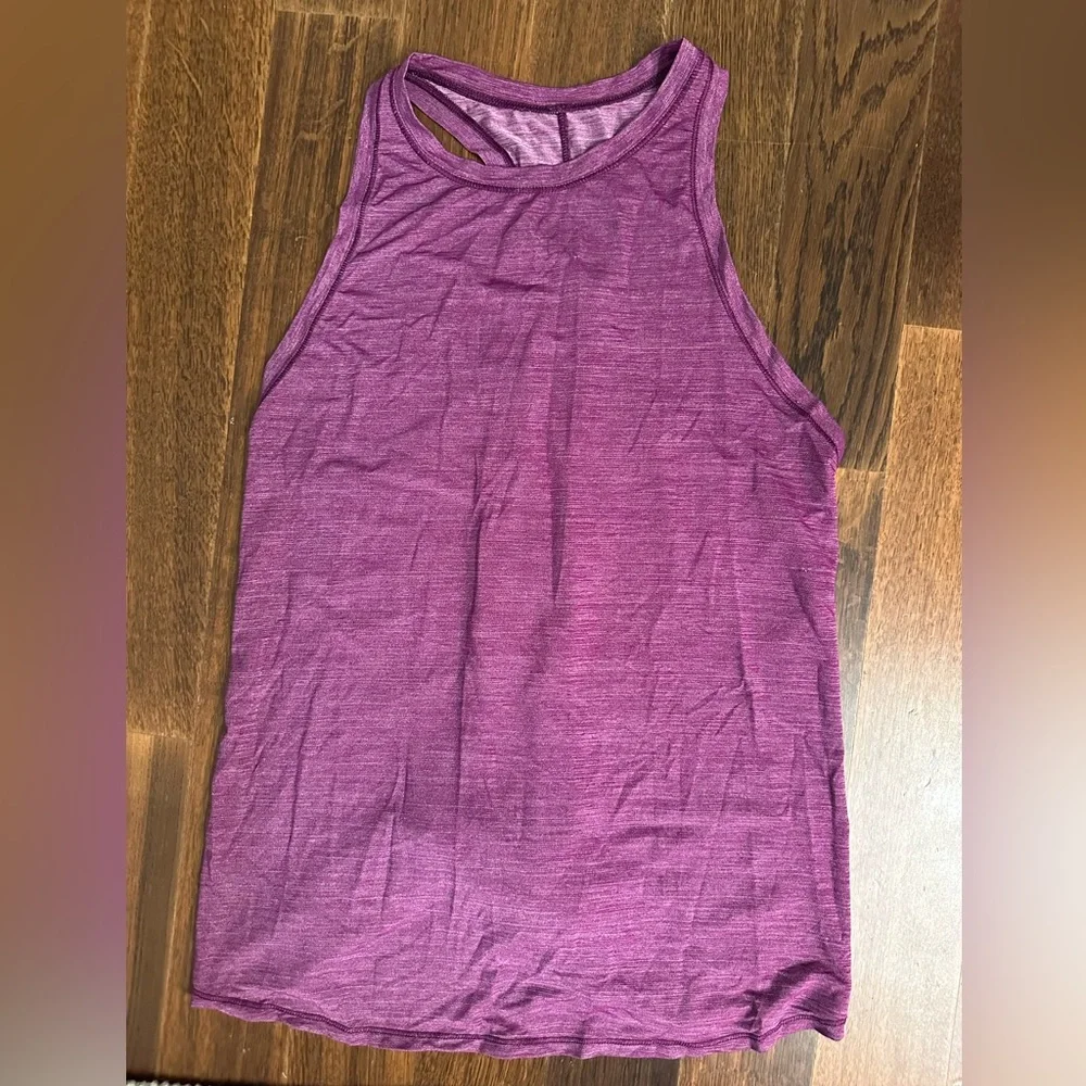 Lululemon Tank - Picture 1 of 2